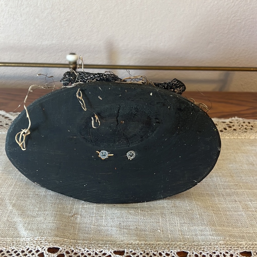 Wooden Witch’s Hat Halloween Decoration - Picture 5 of 5